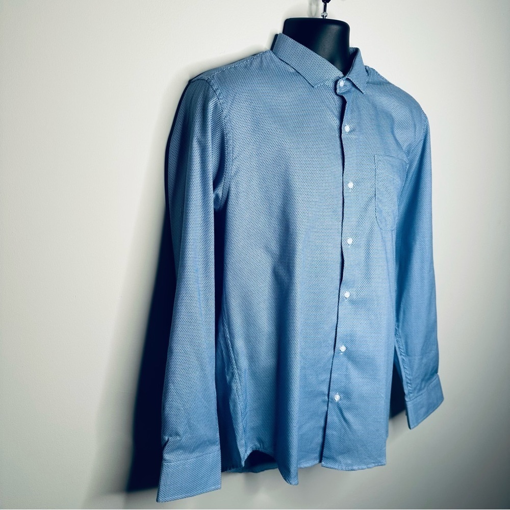 NWOT Peter England Slim Fit Dress Shirt - Blue